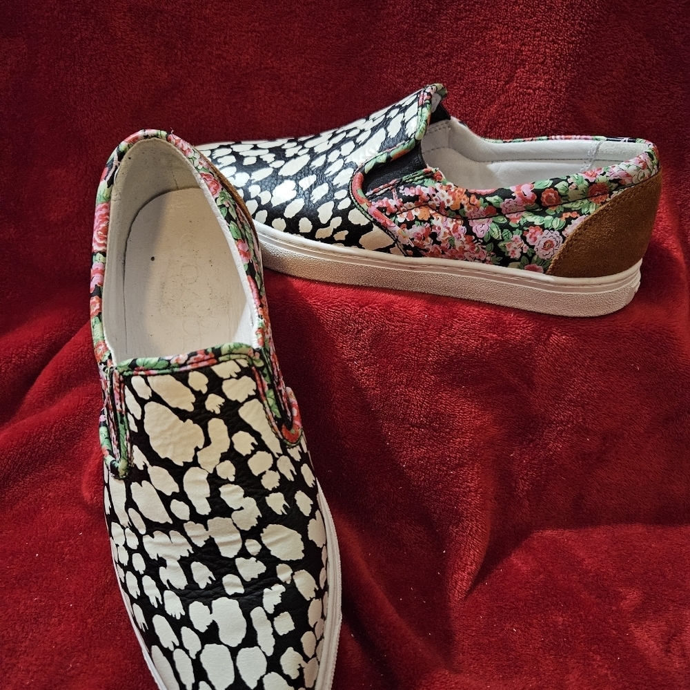 Coach Women Slip-on Leather Shoes-Size 7-Multi Color Animal & Floral Print - Picture 4 of 9